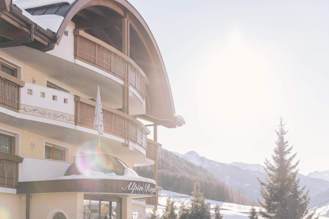 Wellness Refugium&Resort Hotel Alpin Royal Cadipietra Esterno foto